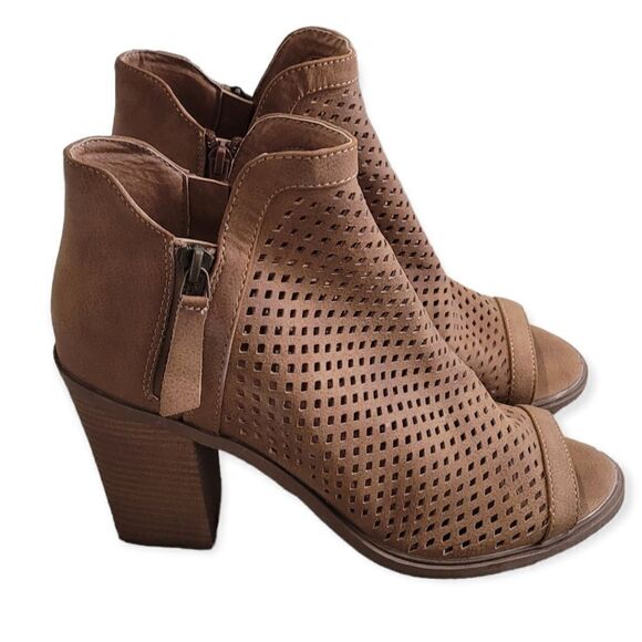 Portland Boot Co. Emma bootie - Picture 1 of 4